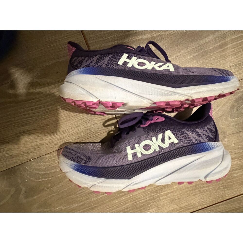 Hoka Women's Challenger 7 ATR in Meteor/Night Sky Purple / US 8 - Picture 7 of 10